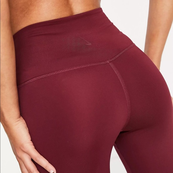 Nike Yoga Dri-FIT lurex tape 7/8 leggings - Picture 4 of 10